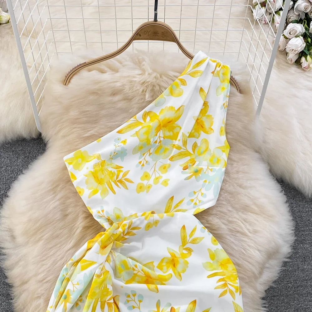 Robe longue asymétrique à fleurs jaunes – élégance ensoleillée